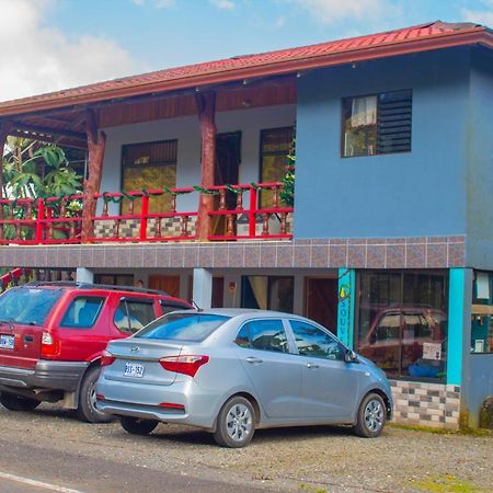 Cabinas Cascada Rio Celeste Bijagua Exterior photo